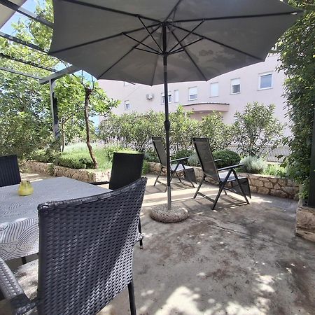 Apartman Vitamare 160 M From The Beach Novi Vinodolski Kültér fotó