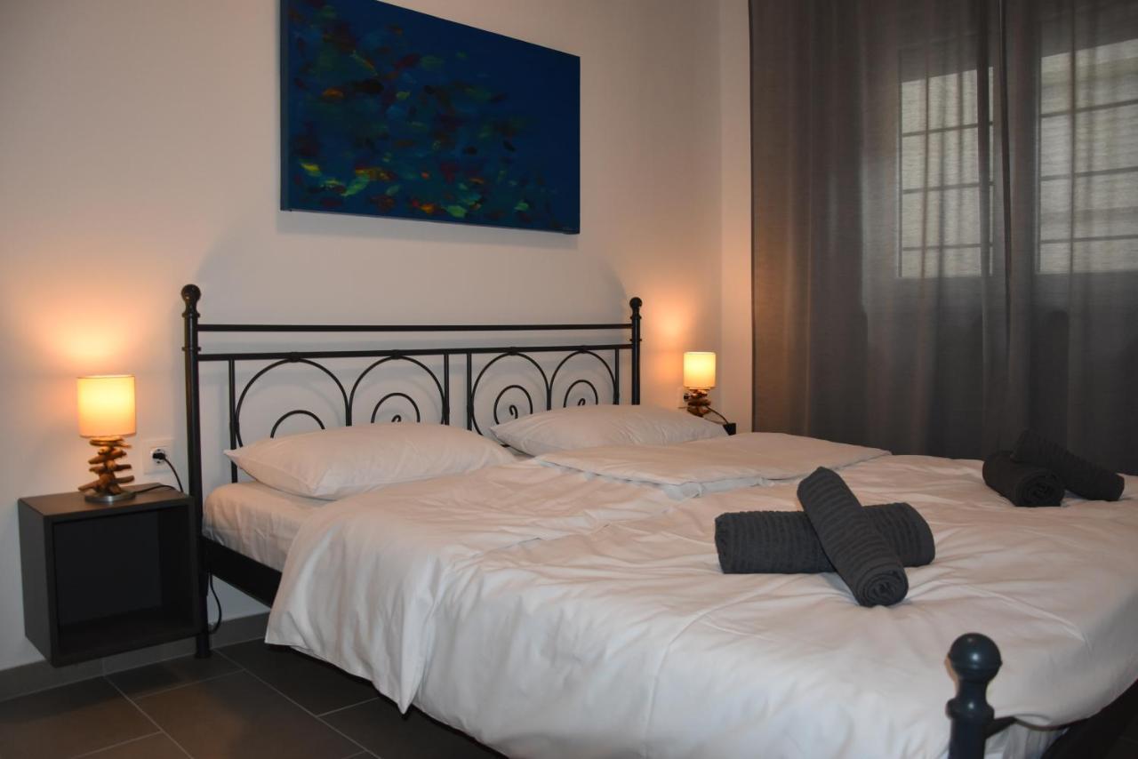 Apartman Vitamare 160 M From The Beach Novi Vinodolski Kültér fotó