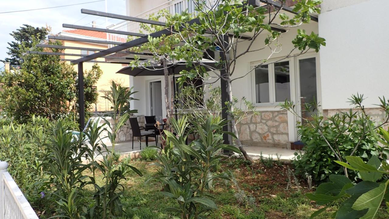 Apartman Vitamare 160 M From The Beach Novi Vinodolski Kültér fotó