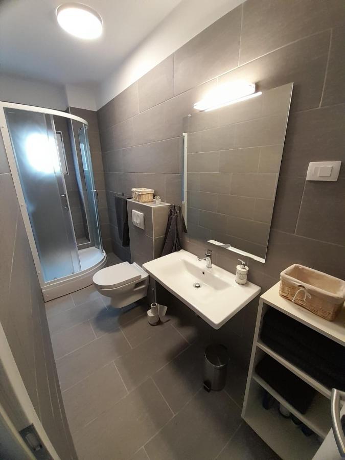 Apartman Vitamare 160 M From The Beach Novi Vinodolski Kültér fotó