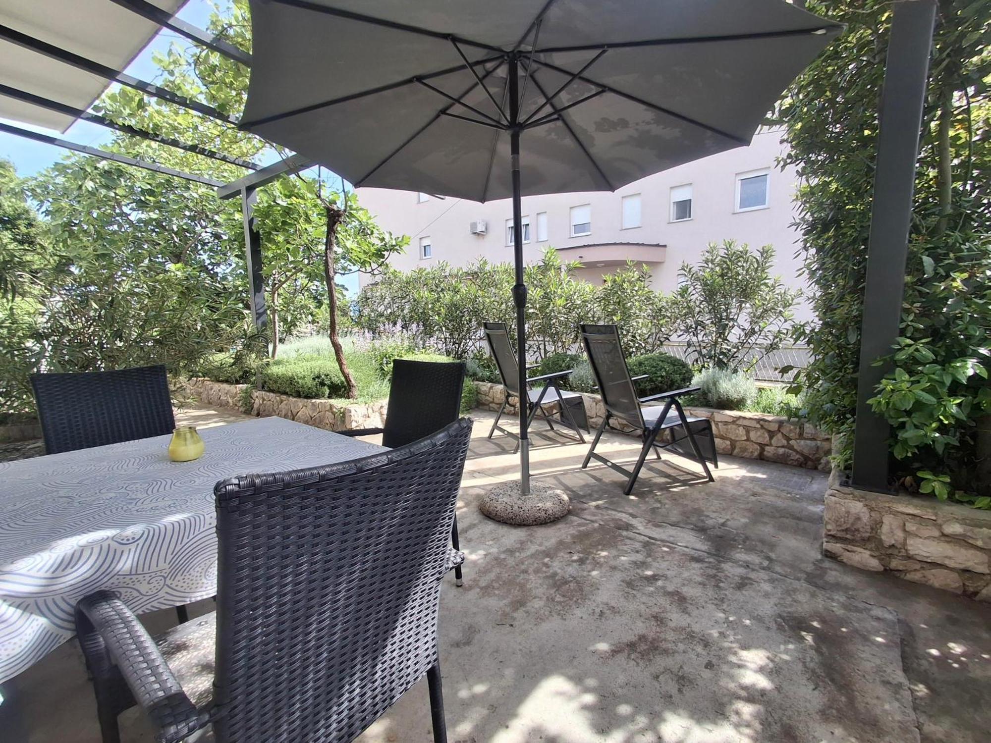 Apartman Vitamare 160 M From The Beach Novi Vinodolski Kültér fotó